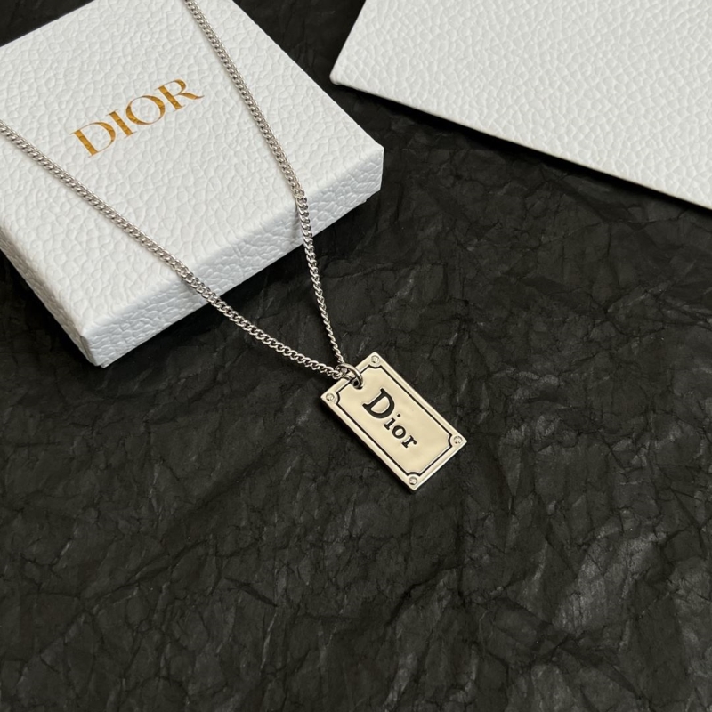 chr1st1an D10r necklaces